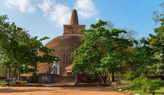 Abhayagiriya Stupa